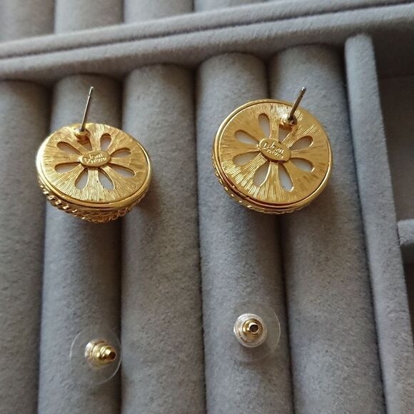 Joan Rivers Goldtone Caged pearl pierced earrings - Picture 9 of 9